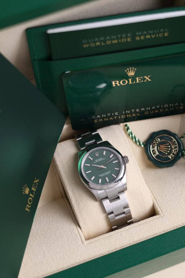 Rolex Oyster Perpetual 31mm. "Green Dial" - Image 7