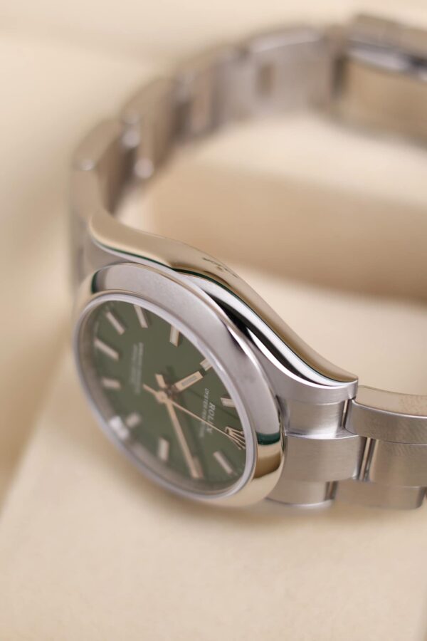 Rolex Oyster Perpetual 31mm. "Green Dial" - Image 5