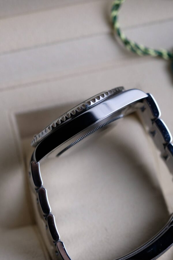 Rolex Submariner Starbucks 41 mm. (Ref.126610LV) - Image 5