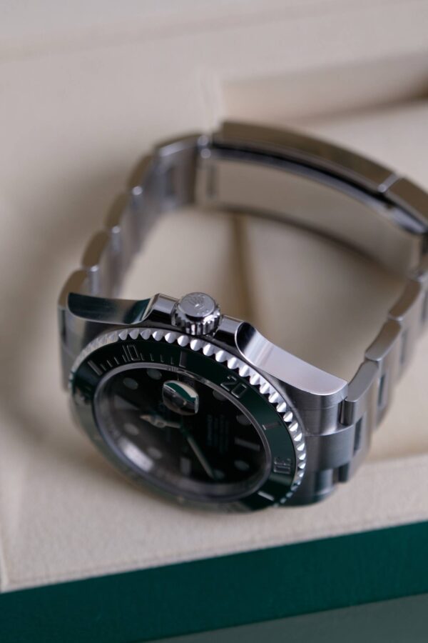 Rolex Submariner Starbucks 41 mm. (Ref.126610LV) - Image 4